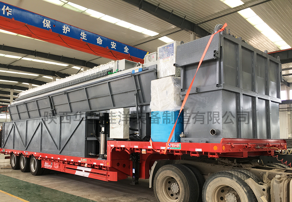 400平方隔膜式車載壓濾機(jī)-圖片 400平方隔膜式車載壓濾機(jī)-圖片